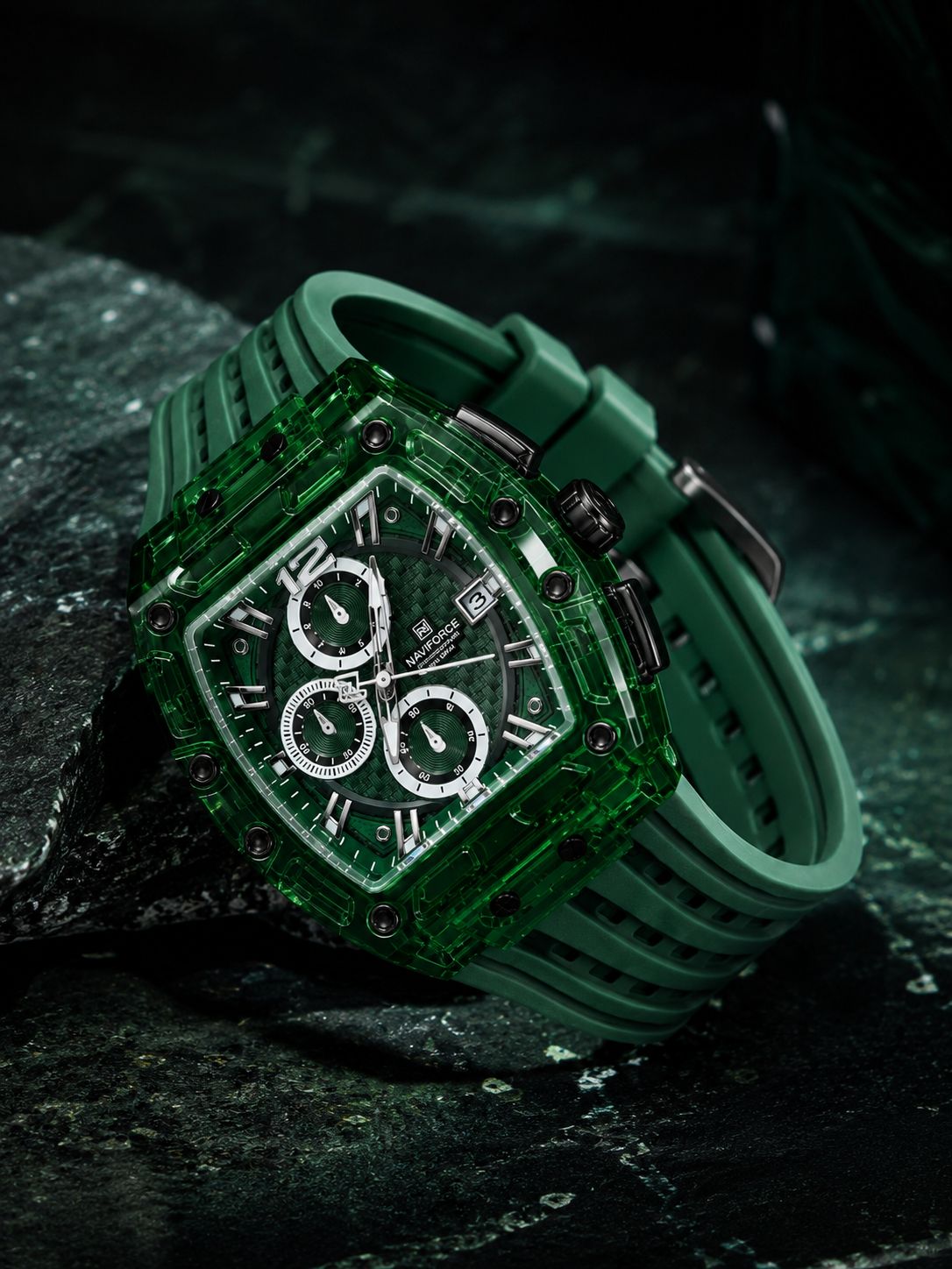 NaviForce  Analogue Date Aperture Chronograph Watch NF7105_Green