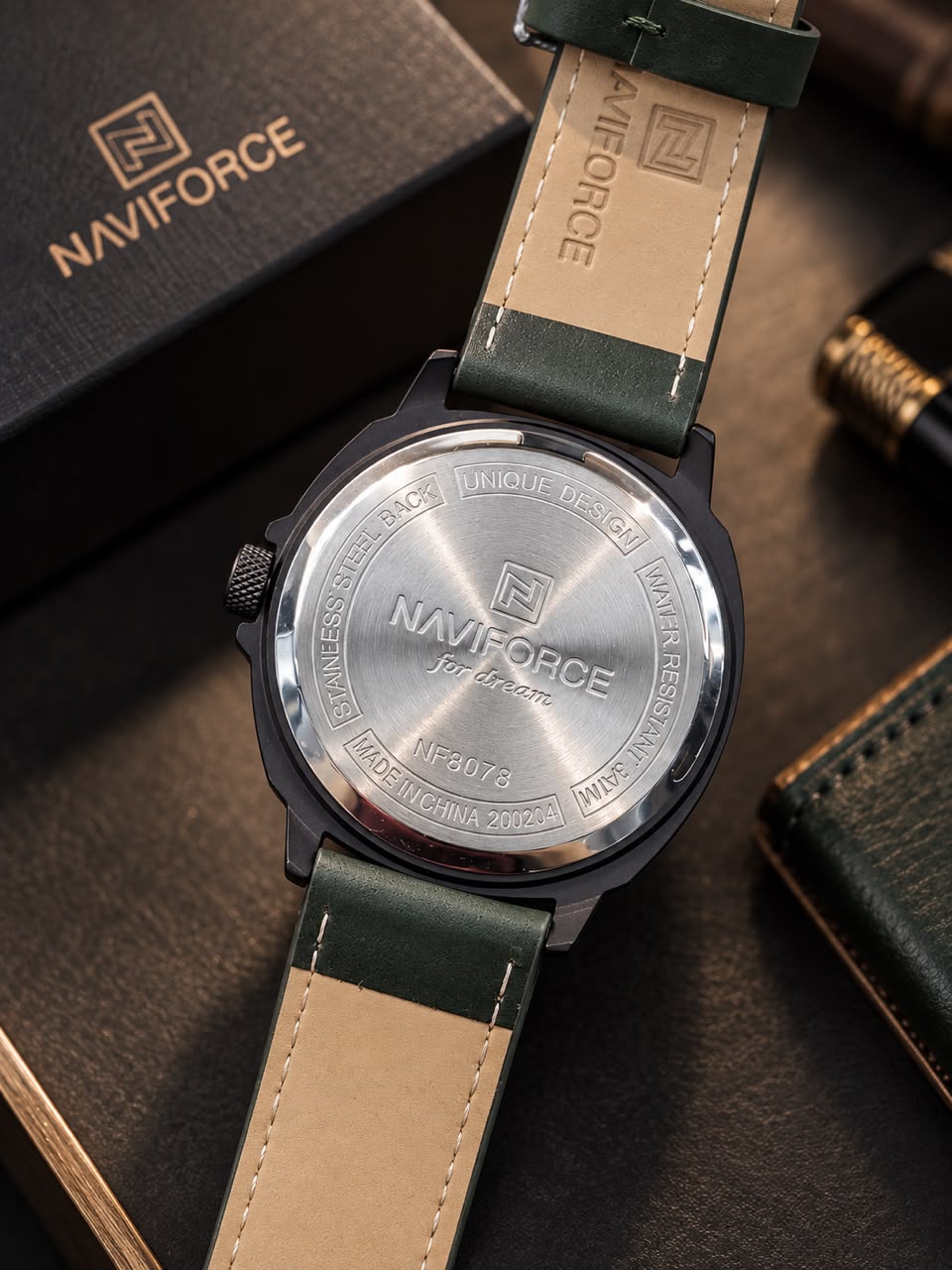 NaviForce  Analogue_Green