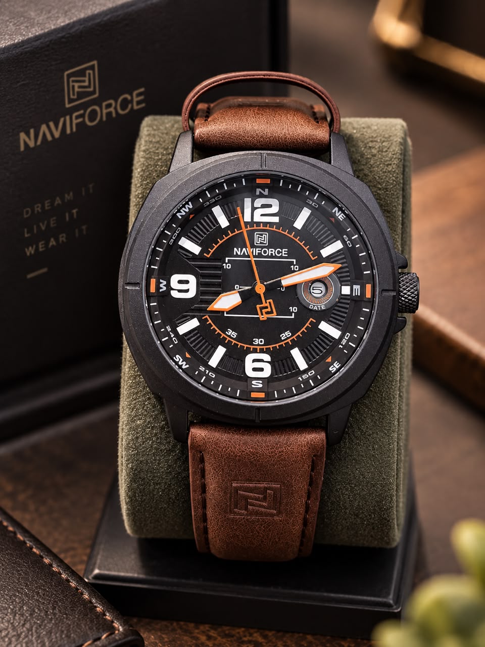 NaviForce  Analogue_Brown