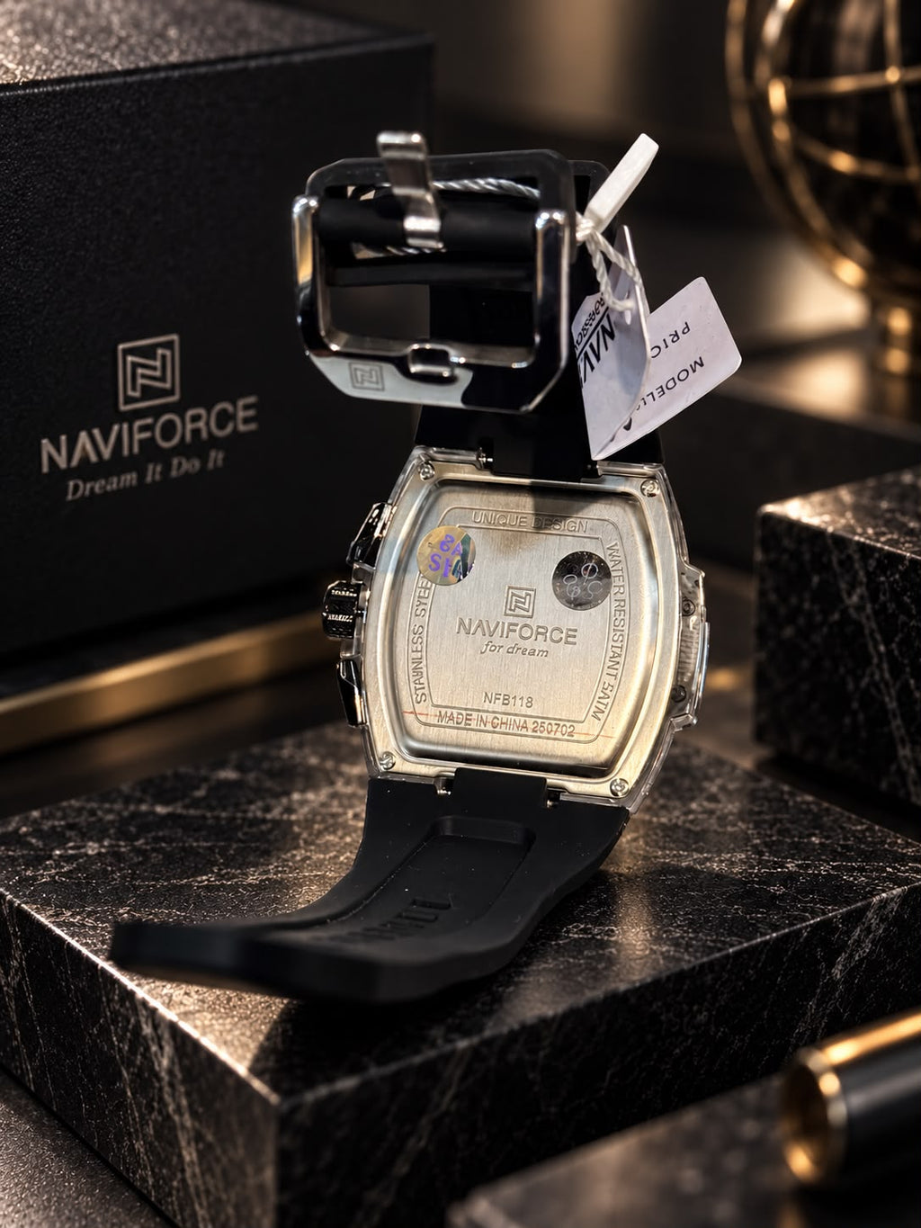 NaviForce NF8025 Black Men's Chronograph Sports Watch